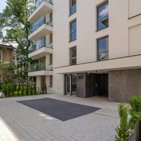 Apartamento Krowoderska With Balcony Near Center By Rent Like Cracovia