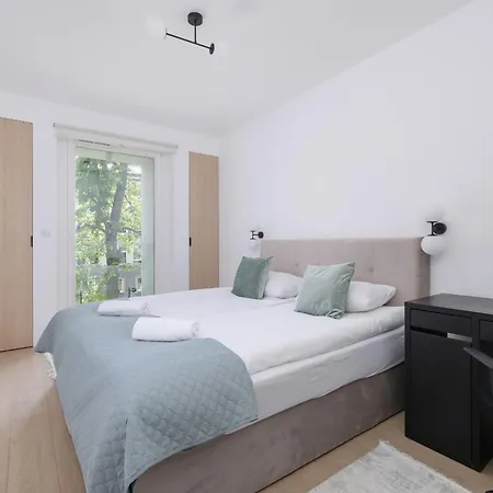 Krowoderska With Balcony Near Center By Rent Like شقة *